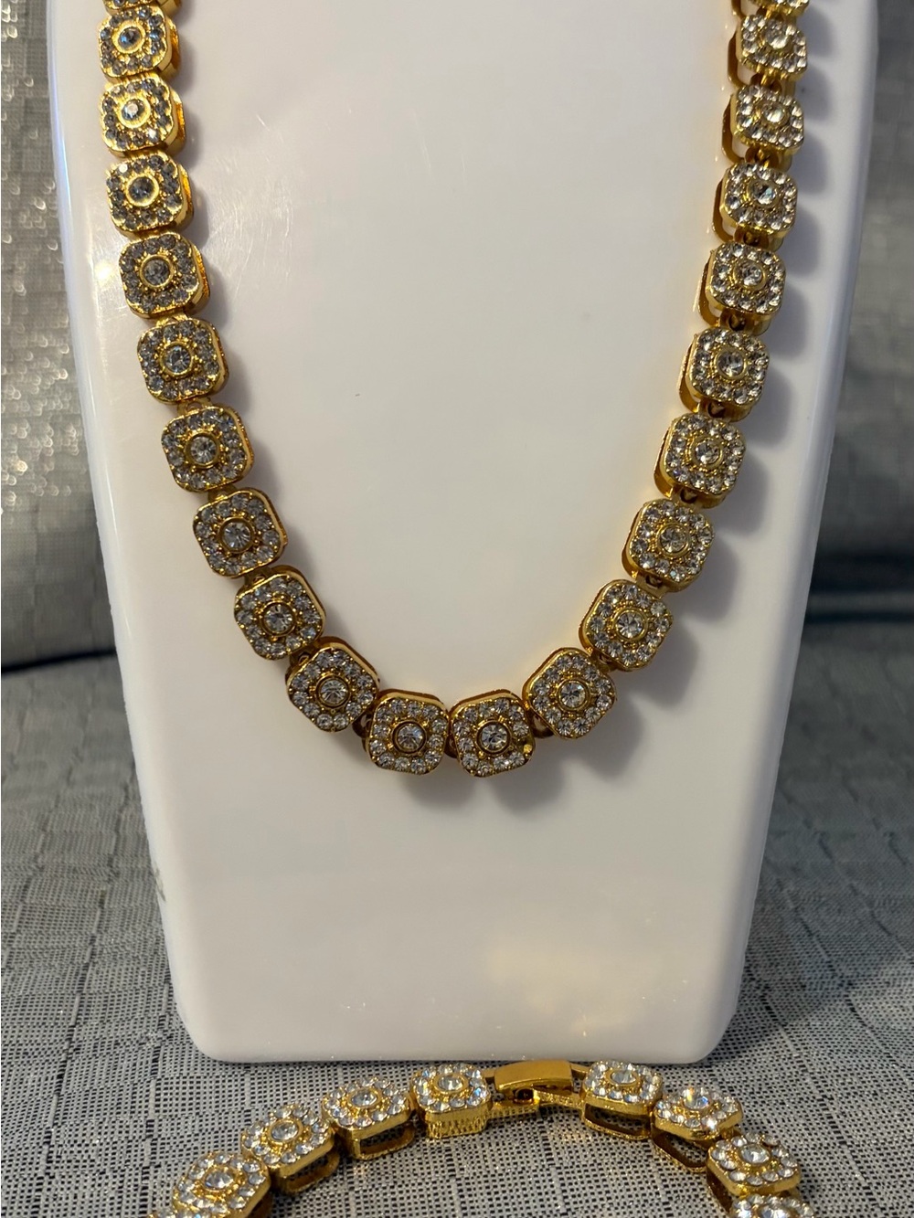Gold-Plated Square Cluster Link Necklace and Bracelet - Elegant Women's Jewelry